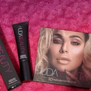 HUDA BEAUTY 3D highlighter palette & make ip base